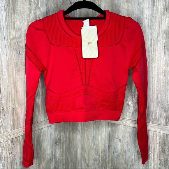 Fabletics Jaymee Mesh Top - Picture 3 of 7